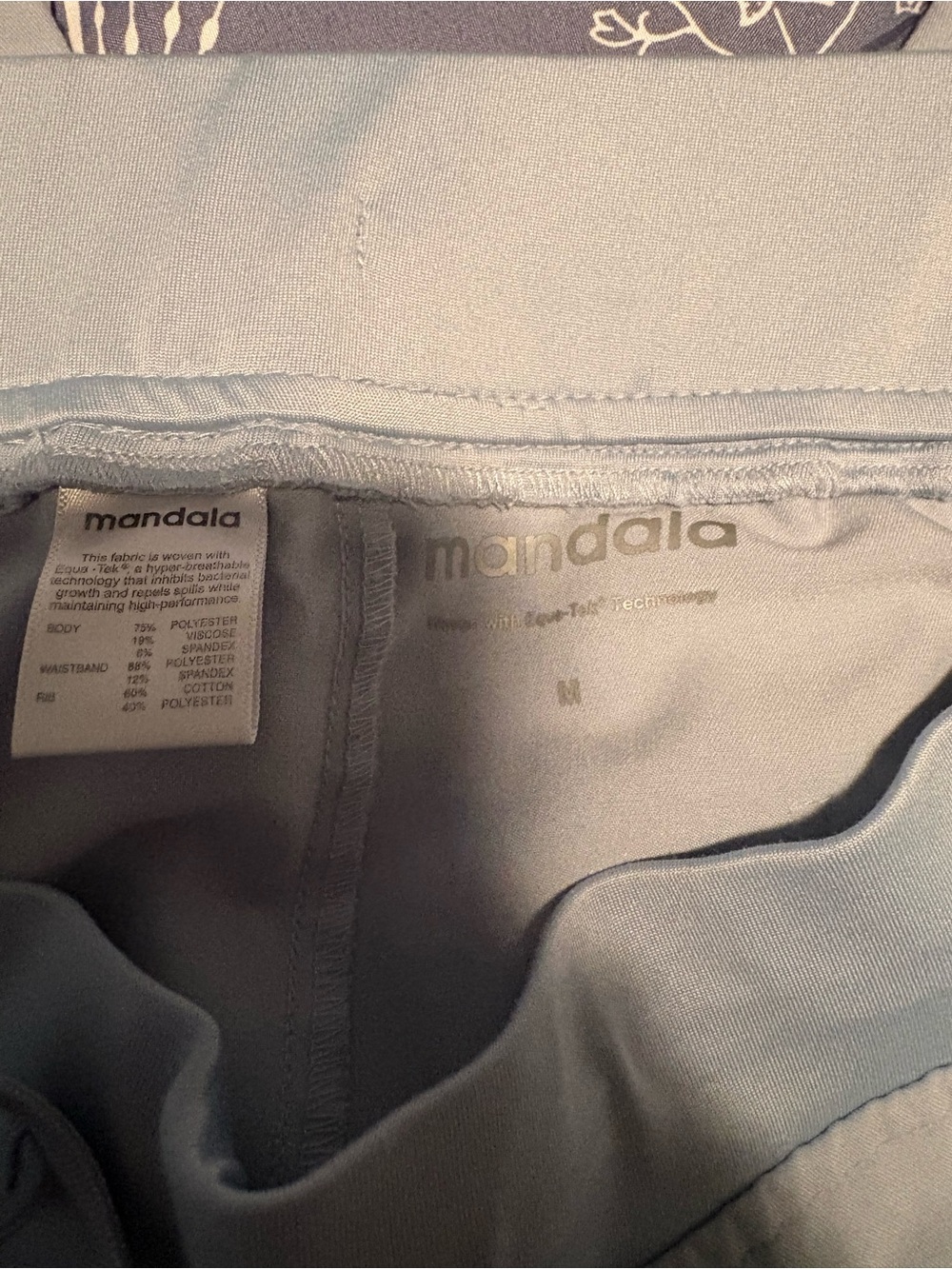 Powder blue scrub set - Picture 3 of 4